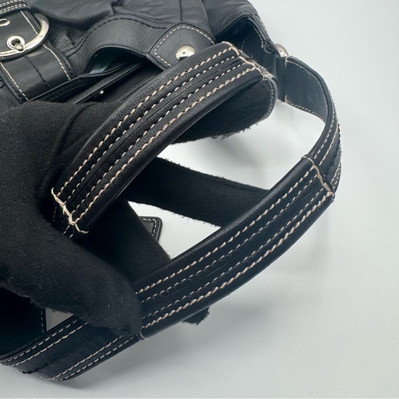 Coach Black Lynn Hobo Leather Shoulder Bag | Very Good Condition - Picture 13 of 15